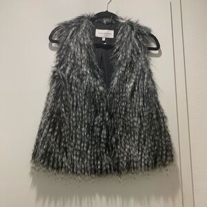 Cupcakes and cashmere Faux fur Vest - NWT